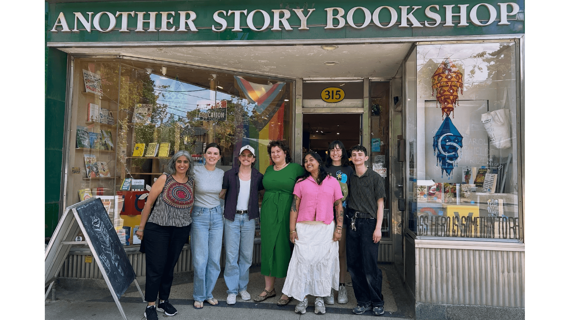Best_Independant_Bookstores_Another_Story_Embed18.png