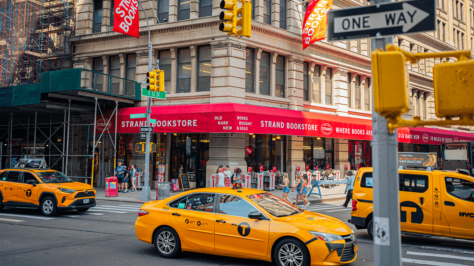 Bookshop Spotlight: Inside The Strand Book Store, New York’s Iconic Literary Haunt