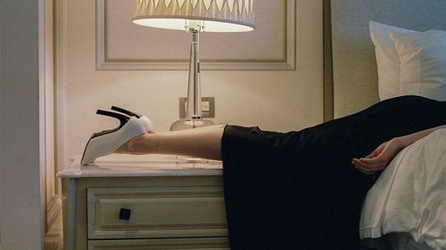 5 Sleep-Retreat-Inspired Bedtime Rituals To Help You Sleep Better At Home  