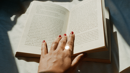 Books That Inspire Hope When The World Feels Dark