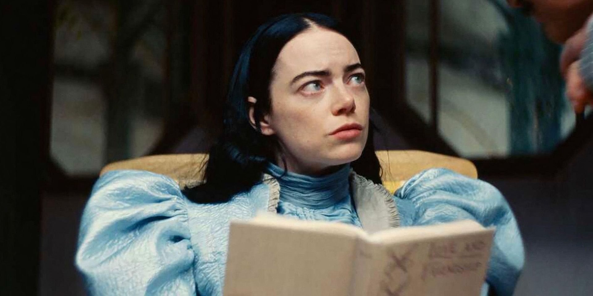 Picture of Emma Stone in Poor Things film